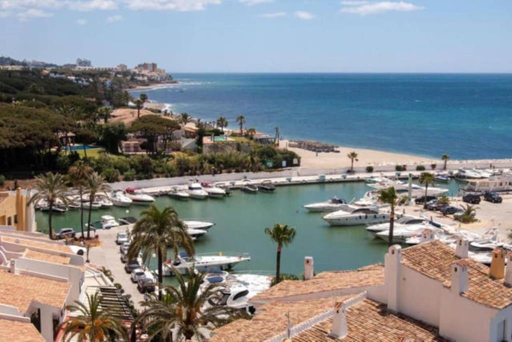 Appartement Algaida Beachfront - Seaview Studio Costa Del Sol à Sitio de Calahonda Extérieur photo
